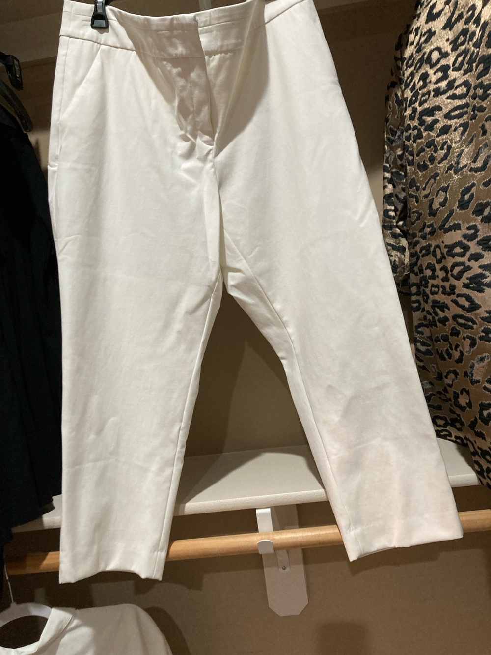 Chico's White Cropped Ponte Pants